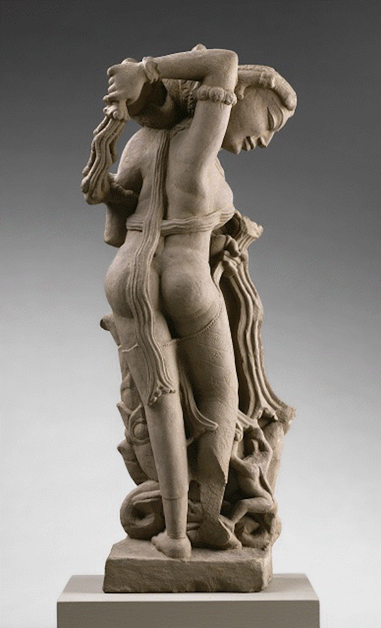 Femme céleste déshabillée par un singe by Artiste Inconnu - env. 975-1000 - 60.33 x 26.04 cm 