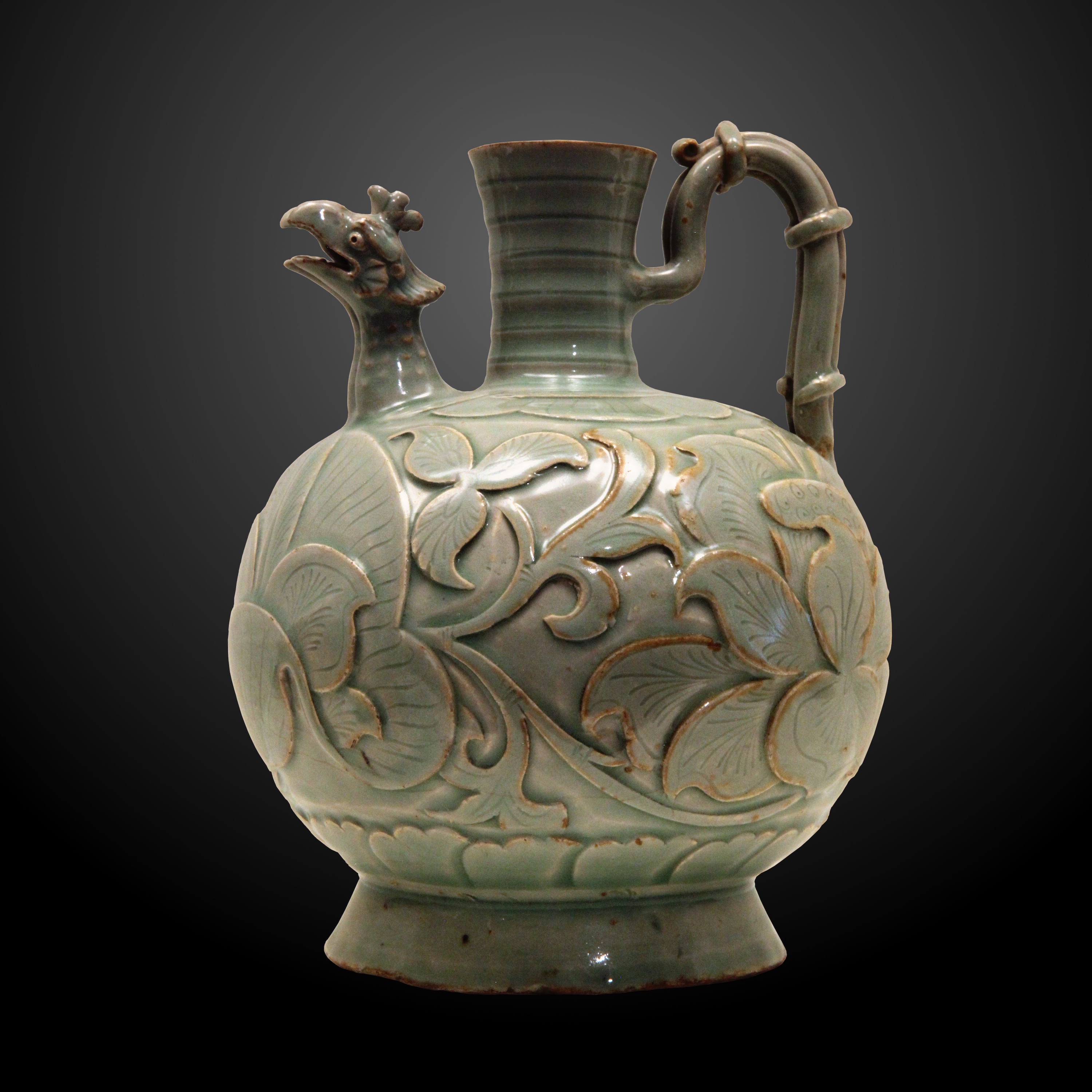 Pouring Pot by Unknown Artist - early 11th century - 20,5 cm height and 18 cm diameter Musée Guimet