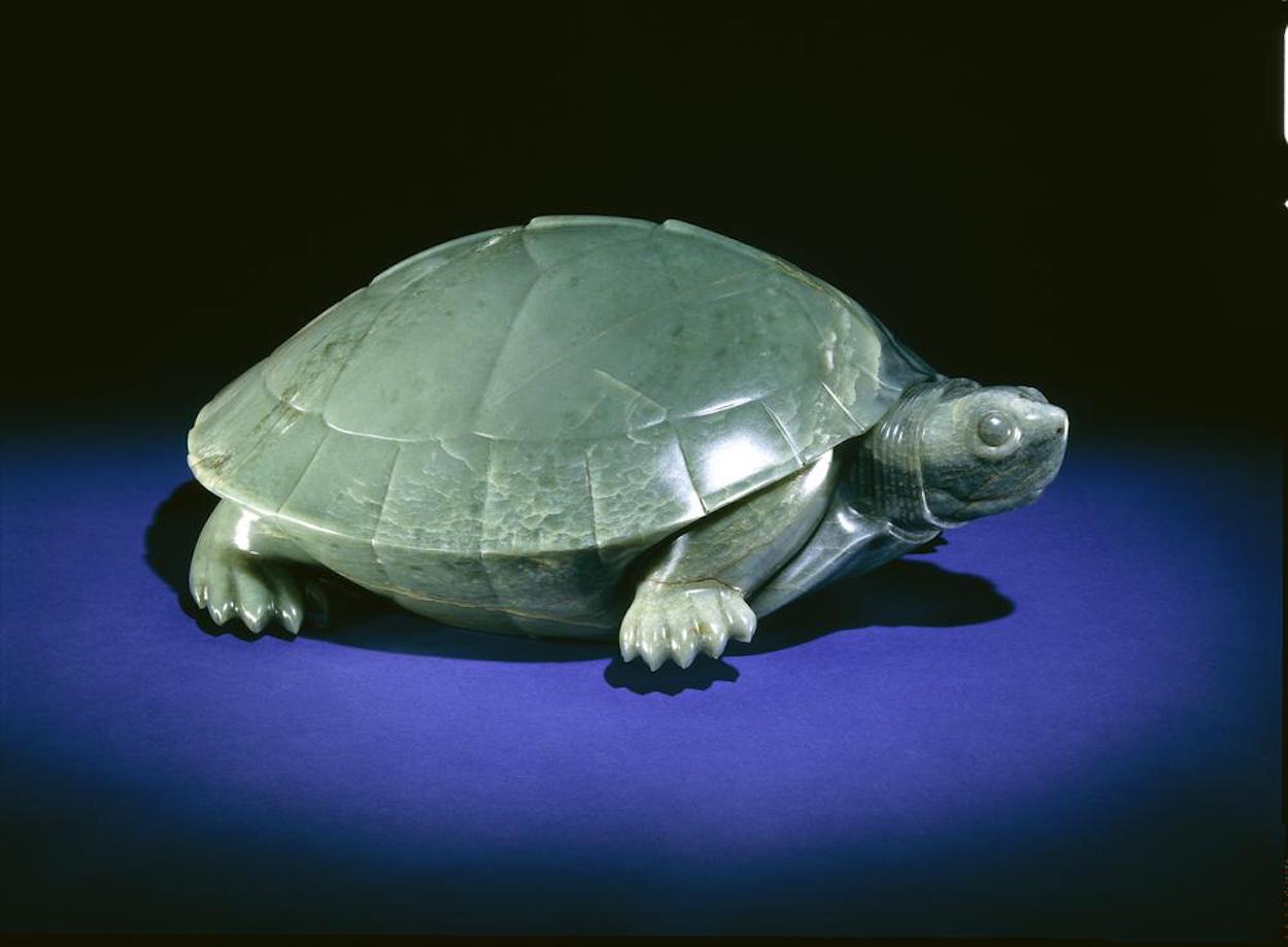 Σκαλιστή χελώνα από νεφρίτη by Άγνωστος Καλ - 1600 - 20 x 48,50 εκ. 