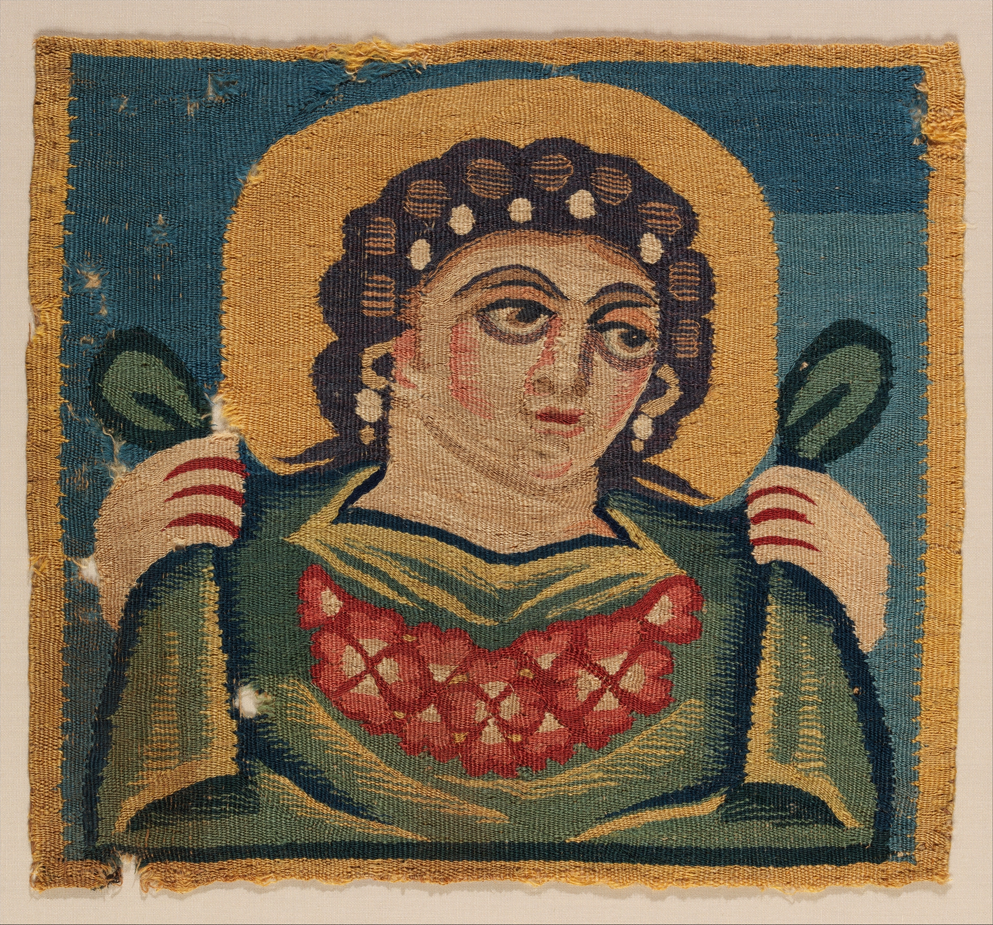 Tabula (Carré) avec la tête du printemps by Artiste Inconnu - 5e-7e siècle - 23.5 x 25 cm Metropolitan Museum of Art