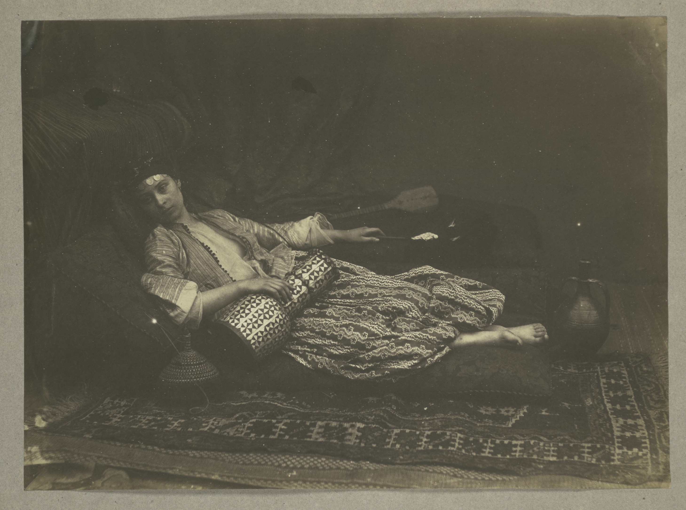 Лежащая одалиска by Роджер Фентон - 1858 г. - 28,5 x 39 cм 