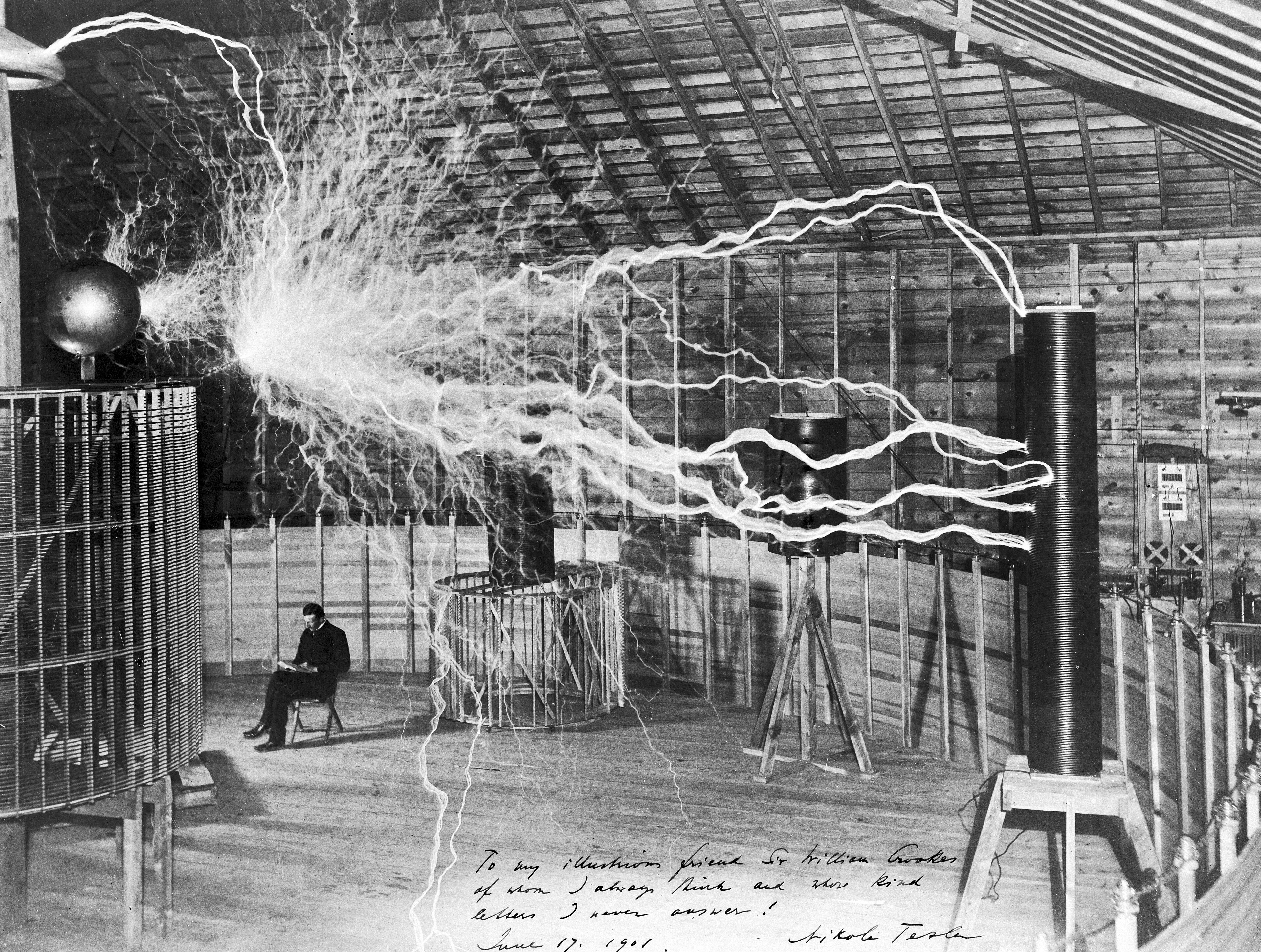 Nikola Tesla avec son matériel servant à produire des courants alternatifs à haute fréquence by Dickenson V. Alley - 1899 - 12 x 16.5 cm 